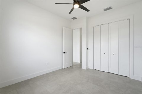 Villa ou maison à vendre à Cape Coral, Floride: 3 chambres, 157.1 m2 № 2398825 - photo 28