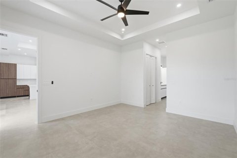 Villa ou maison à vendre à Cape Coral, Floride: 3 chambres, 157.1 m2 № 2398825 - photo 20