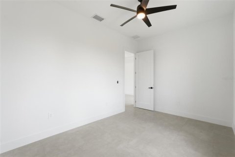 Villa ou maison à vendre à Cape Coral, Floride: 3 chambres, 157.1 m2 № 2398825 - photo 26