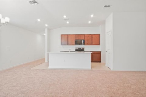 House in Haines City, Florida 4 bedrooms, 151.99 sq.m. № 2209759 - photo 30