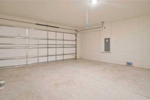 House in Haines City, Florida 4 bedrooms, 151.99 sq.m. № 2209759 - photo 25
