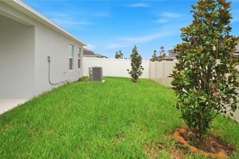House in Haines City, Florida 4 bedrooms, 151.99 sq.m. № 2209759 - photo 8