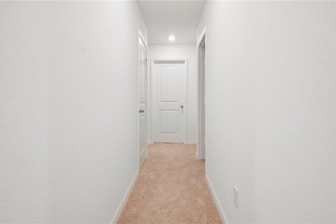 House in Haines City, Florida 4 bedrooms, 151.99 sq.m. № 2209759 - photo 13
