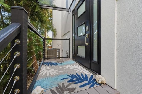Touwnhouse à vendre à Sarasota, Floride: 3 chambres, 206.52 m2 № 2356749 - photo 2