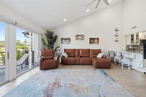 Touwnhouse à vendre à Sarasota, Floride: 3 chambres, 206.52 m2 № 2356749 - photo 6
