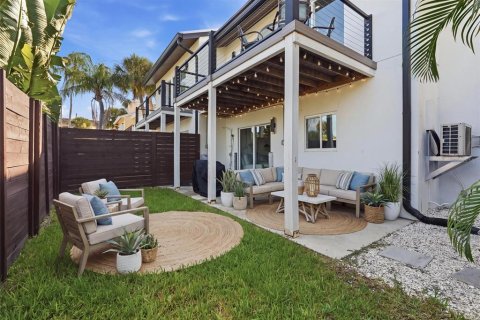 Touwnhouse à vendre à Sarasota, Floride: 3 chambres, 206.52 m2 № 2356749 - photo 8