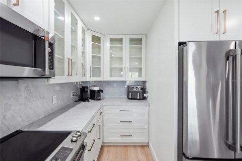 Touwnhouse à vendre à Sarasota, Floride: 3 chambres, 206.52 m2 № 2356749 - photo 10