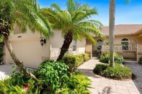 House in Sarasota, Florida 2 bedrooms, 140.56 sq.m. № 1852537 - photo 1