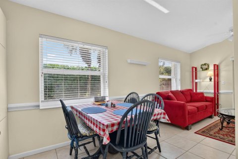 Casa en venta en Boynton Beach, Florida, 3 dormitorios, 145.58 m2 № 2376316 - foto 5