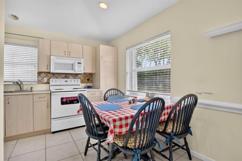 Casa en venta en Boynton Beach, Florida, 3 dormitorios, 145.58 m2 № 2376316 - foto 4