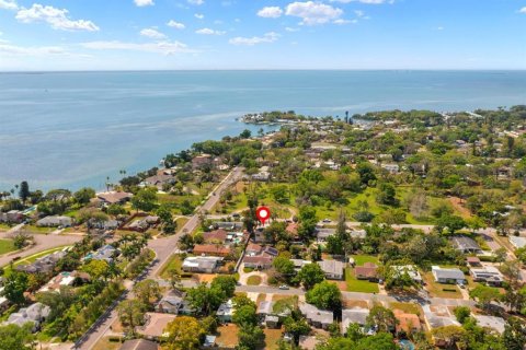 House in Saint Petersburg, Florida 3 bedrooms, 155.89 sq.m. № 2105499 - photo 28