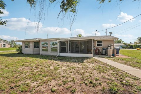 House in Venice, Florida 3 bedrooms, 144.09 sq.m. № 1785464 - photo 25
