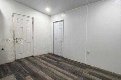 Villa ou maison à vendre à Miami, Floride: 3 chambres, 93.55 m2 № 2426180 - photo 4