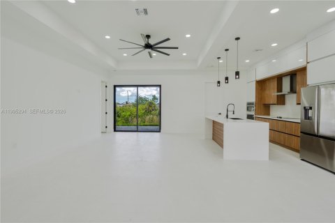 Casa en venta en Cape Coral, Florida, 4 dormitorios, 157.1 m2 № 2064599 - foto 7