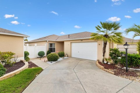 Villa ou maison à vendre à The Villages, Floride: 2 chambres, 118.73 m2 № 1806594 - photo 2