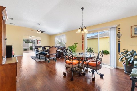 Villa ou maison à vendre à The Villages, Floride: 2 chambres, 118.73 m2 № 1806594 - photo 11
