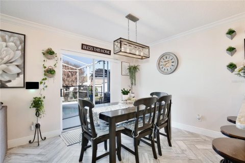 Villa ou maison à louer à Orlando, Floride: 4 chambres, 173.17 m2 № 2296647 - photo 6