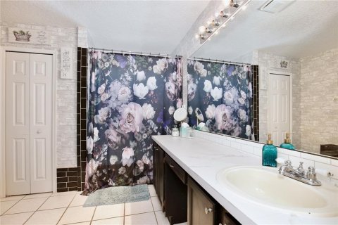 Villa ou maison à louer à Orlando, Floride: 4 chambres, 173.17 m2 № 2296647 - photo 15