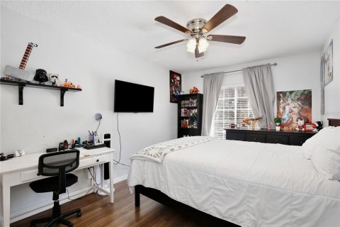 Villa ou maison à louer à Orlando, Floride: 4 chambres, 173.17 m2 № 2296647 - photo 11