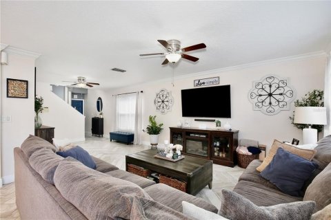Villa ou maison à louer à Orlando, Floride: 4 chambres, 173.17 m2 № 2296647 - photo 8