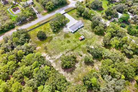 House in Clewiston, Florida 4 bedrooms, 176.89 sq.m. № 1944426 - photo 3