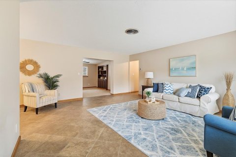 Villa ou maison à vendre à Sarasota, Floride: 3 chambres, 173.54 m2 № 1916180 - photo 3
