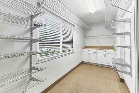 Villa ou maison à vendre à Sarasota, Floride: 3 chambres, 173.54 m2 № 1916180 - photo 26