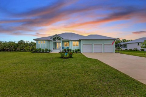 Villa ou maison à Punta Gorda, Floride 4 chambres, 195.19 m2 № 2155724