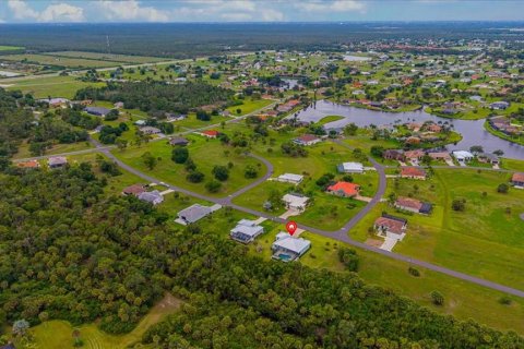 Villa ou maison à vendre à Punta Gorda, Floride: 4 chambres, 195.19 m2 № 2155724 - photo 7