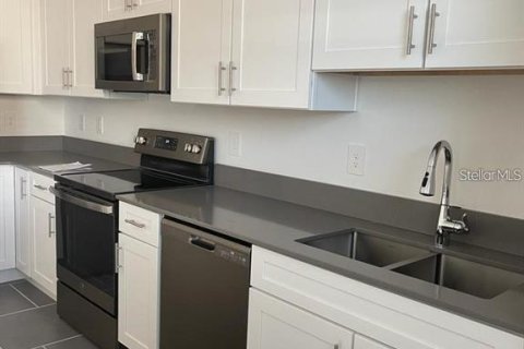 Touwnhouse à louer à Kissimmee, Floride: 3 chambres, 155.52 m2 № 2111075 - photo 7