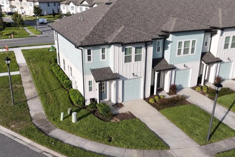Touwnhouse à vendre à Davenport, Floride: 3 chambres, 153.57 m2 № 2314125 - photo 3
