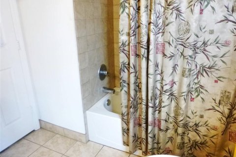 Casa en venta en Frostproof, Florida, 3 dormitorios, 176.79 m2 № 2156720 - foto 27