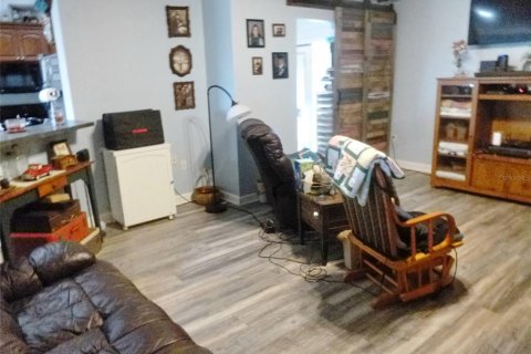 Casa en venta en Frostproof, Florida, 3 dormitorios, 176.79 m2 № 2156720 - foto 7