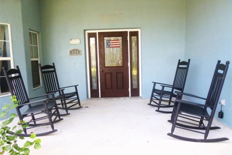 Casa en venta en Frostproof, Florida, 3 dormitorios, 176.79 m2 № 2156720 - foto 3