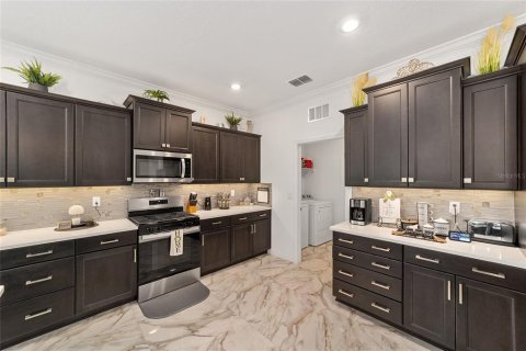 Casa en venta en Ocala, Florida, 3 dormitorios, 196.77 m2 № 2127603 - foto 4