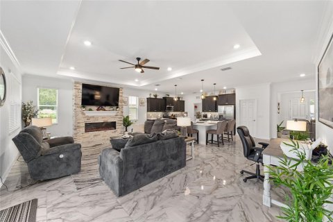 Casa en venta en Ocala, Florida, 3 dormitorios, 196.77 m2 № 2127603 - foto 5