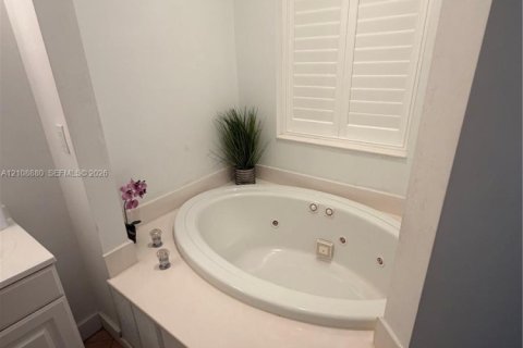 Copropriété à vendre à Port St. Lucie, Floride: 2 chambres, 111.11 m2 № 2428234 - photo 4