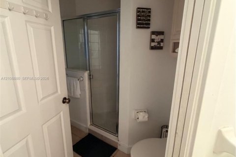 Copropriété à vendre à Port St. Lucie, Floride: 2 chambres, 111.11 m2 № 2428234 - photo 2