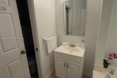 Copropriété à vendre à Port St. Lucie, Floride: 2 chambres, 111.11 m2 № 2428234 - photo 5