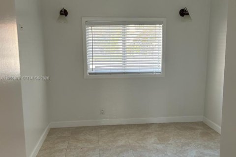 Casa en alquiler en Surfside, Florida, 3 dormitorios, 142.14 m2 № 2010813 - foto 8