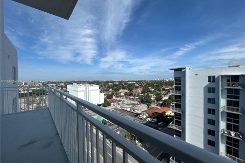 Condo in Miami, Florida, 1 bedroom  № 2028820