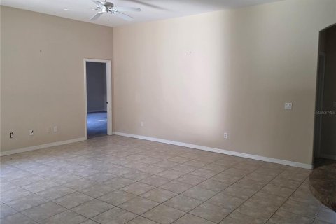 Casa en venta en North Port, Florida, 4 dormitorios, 230.77 m2 № 2387734 - foto 6