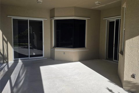 Casa en venta en North Port, Florida, 4 dormitorios, 230.77 m2 № 2387734 - foto 20