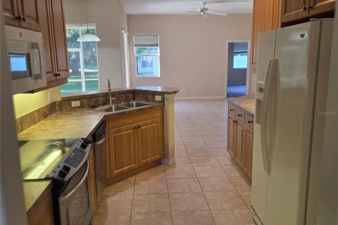 Casa en venta en North Port, Florida, 4 dormitorios, 230.77 m2 № 2387734 - foto 8