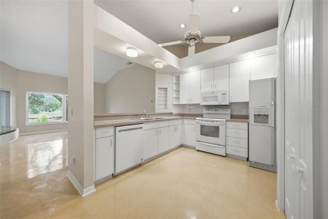 Купить виллу или дом в Лутц, Флорида 8 комнат, 185.71м2, № 2287790 - фото 20