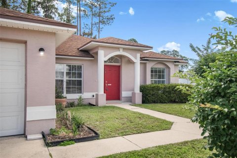 Villa ou maison à Palm Coast, Floride 3 chambres, 138.33 m2 № 2369012