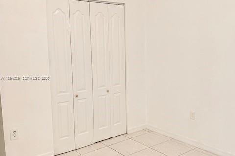 Снять в аренду квартиру в Норт-Майами-Бич, Флорида 2 спальни, 92.9м2, № 1952279 - фото 17