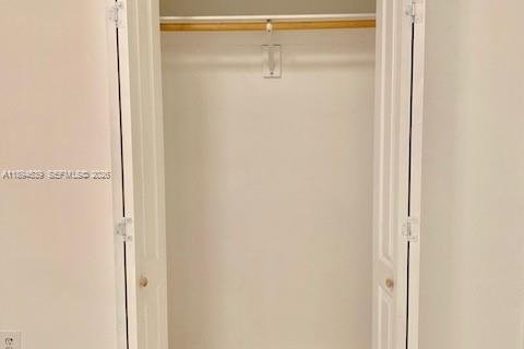 Снять в аренду квартиру в Норт-Майами-Бич, Флорида 2 спальни, 92.9м2, № 1952279 - фото 18