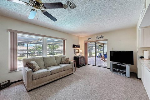 Villa ou maison à vendre à Spring Hill, Floride: 2 chambres, 159.14 m2 № 1910972 - photo 16