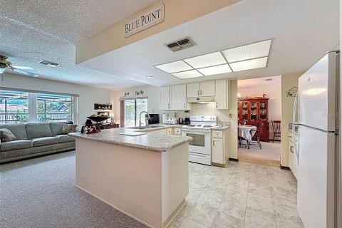 Villa ou maison à vendre à Spring Hill, Floride: 2 chambres, 159.14 m2 № 1910972 - photo 8